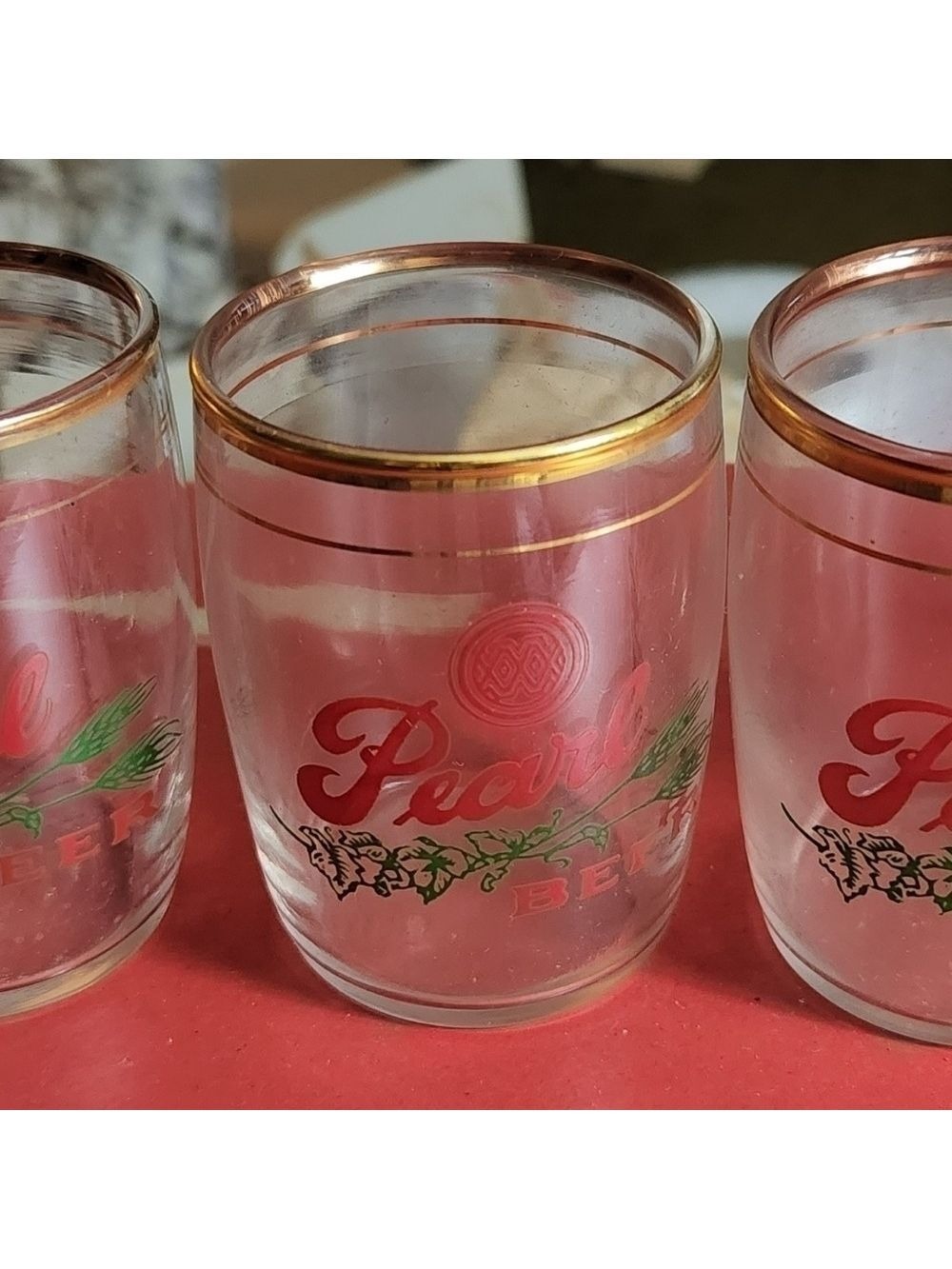 Rare vintage collector's boxed set/5 of Pearl Beer xXx Barrel Tasting Glasses